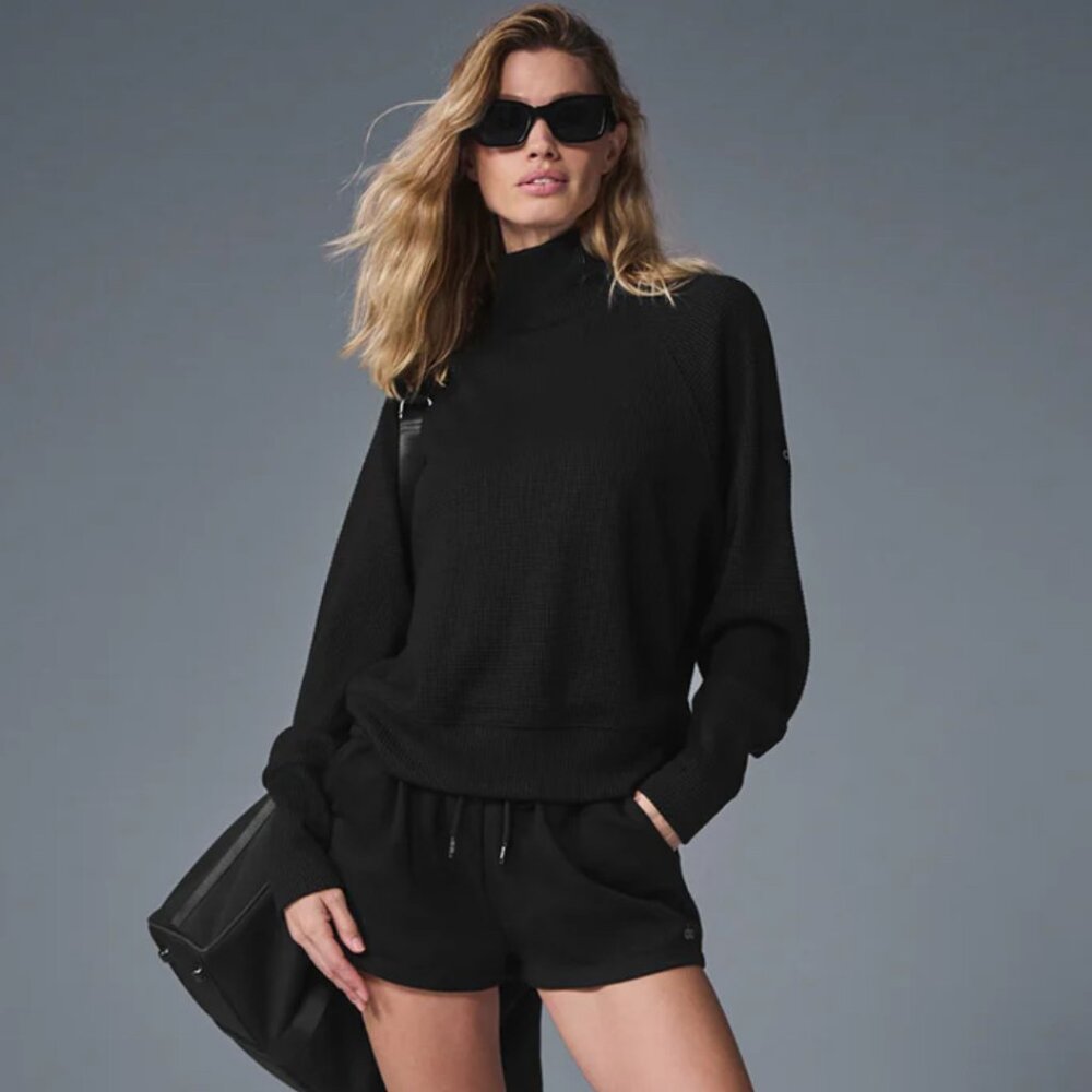 Alo Yoga - Black Waffle Mock Neck Long Sleeve - Small
